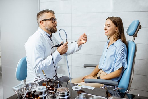 Fibroscopie (endoscopie) : déroulé, douleur, pourquoi ?