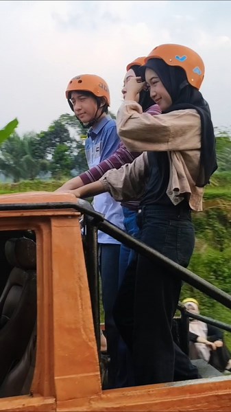 Naik Jeep Mobil offroad katana seru di iringi lagu kicau mania #mobiljeepoffroad #mobilkatana