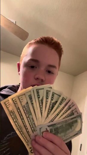 Flexing Some CASH MONEY is not very CASH MONEY of me