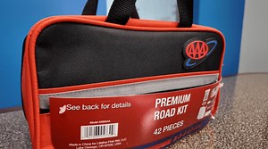 Fact Check: Is AAA offering free emergency car kits for taking a survey?