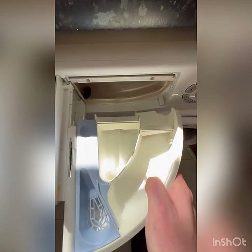 How to remove washer drawer to clean Hotpoint WMA0D 844