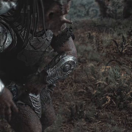 Savage alien world. Brutal hunts. One unlikely partnership.🎬