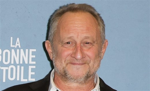 Benoît Poelvoorde : sa femme, Coralie, en a ras-le-bol de le voir "en spectacle permanent"
