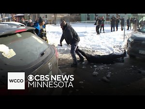 Video shows chaotic scene during ICE operation in south Minneapolis