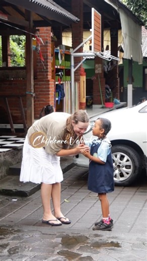 Ever wondered what Childcare Volunteering in Bali looks like? This is By The Sea Program — where every day is filled with learning, laughter, and love by the ocean. Your journey as a volunteer starts here 🤍 www.volunteerinbali.org #volunteerinbali #volunteerabroad #volunteerindonesia #ChildcareVolunteer #bali | Yayasan Widya Sari - Volunteer in Bali