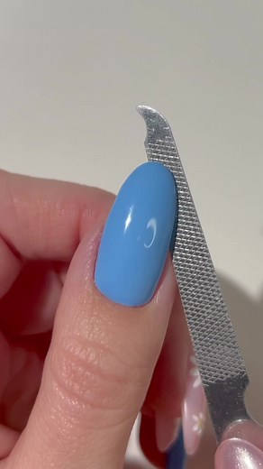 1.1M views · 9.5K reactions | Cute Spring Flower Gel Nail Removal...