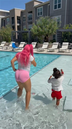 Mom loses Race against Fastest BABY in the WORLD 🤯😱🏃#shorts #fyp