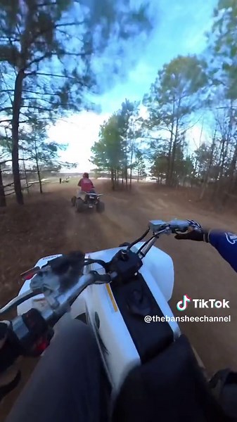 2014 Honda TRX 450R vs 2006 Yamaha Banshee 350 twin. 450R could actually turn a faster lap time but with the banshee winning the drag race and getting out front it didn’t matter head to head.