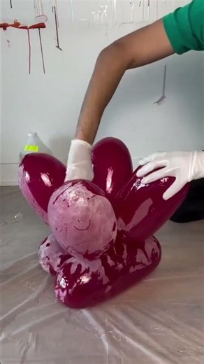 UltraClear Epoxy Turns Real Balloons Into a Stool You Can Sit On