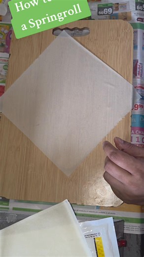 Let me show you how to roll a spring roll the easiest way . #springrolls #Nellas #howtofoldaspringroll #foodblogger | Ronnell Maresce Pillay | Facebook