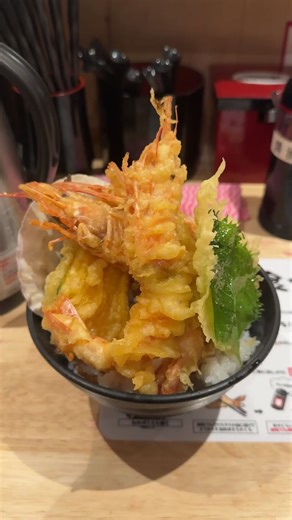 Could you finish this massive seafood bowl in Japan? #japan #japanesefood #japanfood #foodinjapan #japanlife | Japan Eat