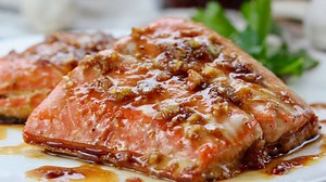 Believe it or not, you can use maple syrup in so many more ways than just drizzled on pancakes and waffles. This recipe is for a delicious Maple Glazed Salmon with a side of Maple Tahini Kale Salad … hope ya like it! Recipe: https://cleananddelicious.com/maple-syrup-101/ | Clean and Delicious with Dani Spies