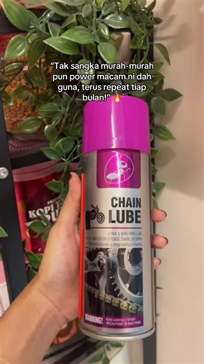 Choosing the Best Chain Lube for Your Motorcycle