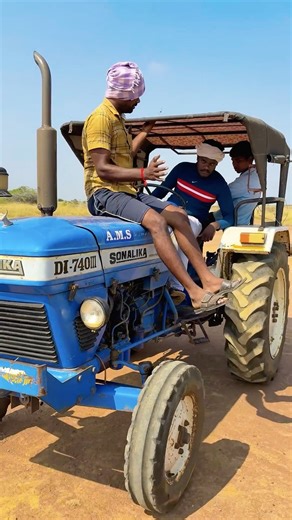 Sonalika 4wd tractor, John deere and Jcb 3dx backhoe loader #shorts #trending #tractor #jcb