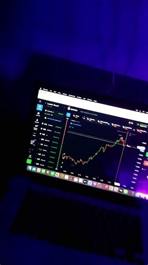 only traders feel 📈❤️‍🩹 #trading #binaryoptions #viral #shorts