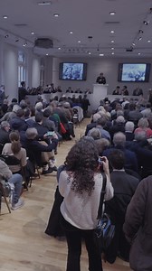 A look back at the ‘De Gaulle - Legacy for History’ auction 🎥 In front of a packed room of over 200 people, with 1,500 online registrations and 300 viewers following the live on YouTube, auctioneer Stéphane Aubert orchestrated the historic auction ‘De Gaulle, une succession pour l'Histoire’ on Monday 16 December! After a 10-day exhibition at the Hôtel Marcel Dassault, which attracted 5,000 visitors, and 8 hours of non-stop bidding, the sale raised a total of 5.6 million euros including premium,