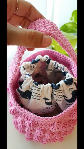 7K views · 198 reactions | Crochet Bucket Bag with Puff Stitched | ViVi Berry Crochet | Facebook