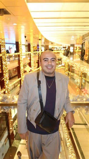 THIAGO PEREIRA | TRAVEL FOOD BLOGGER on Instagram: "2025 was beautiful to me ✨ So many moments, places, flavors, and dreams came true. Grateful for every experience, every lesson, and every goal achieved. Thank you for the growth, the memories, and the people who walked this year with me. I’m very excited for 2026. Vibrating in the best positive energy, always ✨🤍🙏"