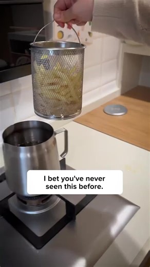 Innovative 2-in-1 Oil Strainer Pot for Effortless Frying and Healthy Cooking