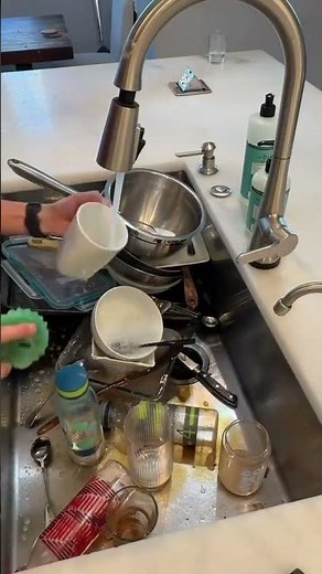 This is your sign to put a 30 minute timer on and see how much you can get done. ✨🧼