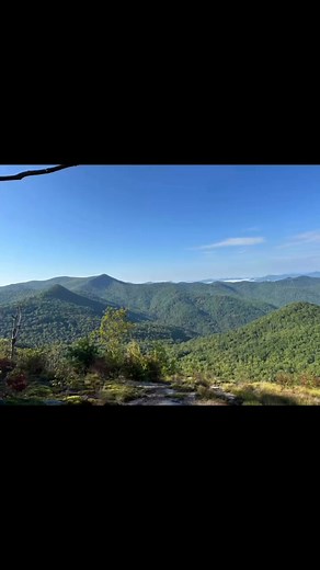 Walking on Scaly Mountain near Higlands, North Carolina. | Mickey Cummings