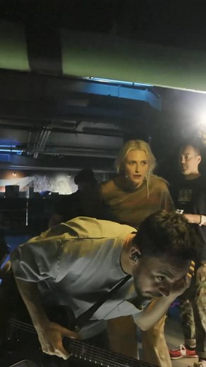 The atmosphere during The Catalyst is something you must experience live 🔥✨ 🎥 LPTV FROM ZERO [Episode 34] . . . . . #linkinpark #lpfamily #makechesterproud #lp #linkinparkfamily #chesterbennington #mikeshinoda #joehahn #braddelson #robbourdon #davefarrell #live #emilyarmstrong #colinbrittain #alexfeder #fromzero #thecatalyst | LP Live Performances