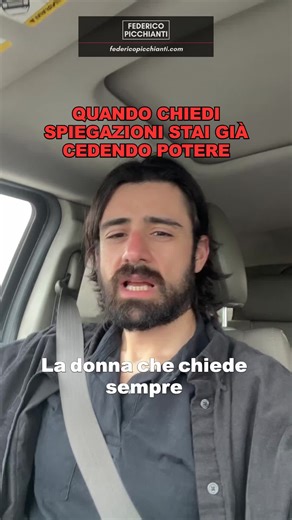 Lui sa già cosa farai. Ecco perché non cambia nulla Non è che la situazione è complicata. E' che lui ha imparato il tuo copione a memoria. Chiedi, aspetti, resti. E lui non alza mai il suo standard perché sa che tu ci sarai comunque. Smetti di dargli lo script. Stay toxic, F. #staytoxic #federicopicchianti #psicologiamaschile #relazioni #rispetto #seduzione #consiglirelazionali #autostima