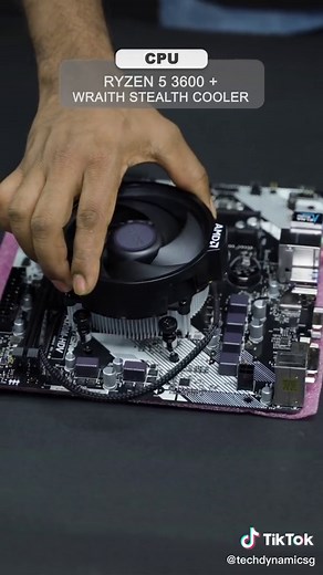 Ready to turn your components into an awesome gaming rig that is just under $1000? 😍 This guide will show you how to build your own custom PC with these PC components!#techdynamic #techdynamicsg #custompcbuild #pcbuild #gamingsetup ##pcsetup #pcgamer #gamerlifestyle #gamersofinstagram