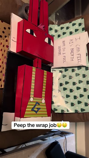 I’m dog at wrapping so I had to improv LMAOOO for the goat @Leroy Jethro Gibbs. Ofc #thomas #tadc #tadcjax