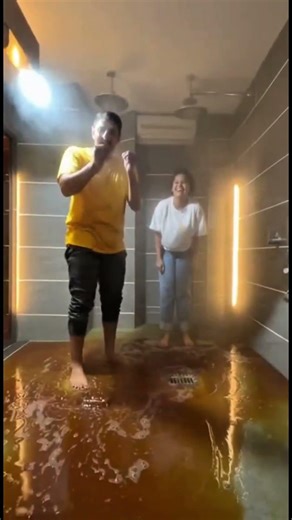 SHOWER SE CHAI AA GAYI! 🚿☕ | Nahane Gaya Tha — Chai Mil Gayi! 😂 #shorts #viral #chai #shower