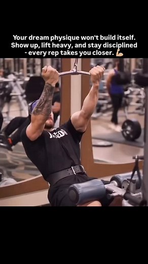 7K reactions · 185 shares | Back day — all about control, contraction, and consistency. Every pull adds detail, every rep builds legacy. Stay focused, stay classic, and keep chasing that next level. Greatness isn’t given - it’s earned. Follow for daily fitness tips and motivation #Cbum #ChrisBumstead #BackDay #LatPulldown #CloseGripPulldown #bodybuilding #back | Fitxfusion | Facebook