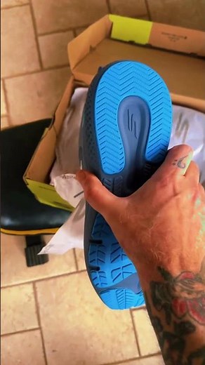 Skechers GO RUN Supersonic Max