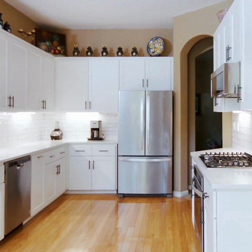 Bring fall warmth and elegance into your kitchen. Our exclusive 2-day kitchen makeover blends luxury craftsmanship with stress-free efficiency — just in time for the holidays. Get your Instant, Exact Price for Your Kitchen Cabinet Transformation! | Express Reface