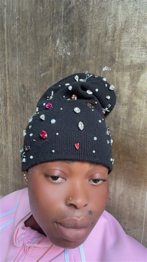 Omo Olofar love is showing me shege😭😭😭😭😭😭😭😭