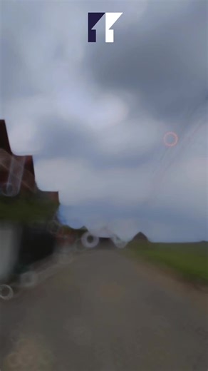 Perumahan yang lengkap dan nyaman untuk masa depan 🏡✨ Di Deandles Golden Park semuanya sudah dipikirkan dengan matang — mulai dari lingkungan yang rapi, akses jalan luas, hingga pilihan tipe rumah yang beragam 💛 Mulai dari rumah subsidi rasa premium sampai cluster premium tersedia di satu kawasan. 📞 0811-3083-1120 Yuk survey sekarang sebelum unit terbaiknya diambil orang 🔥