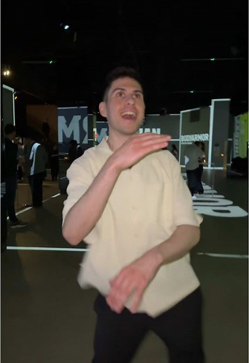 Creative Video Loops That Will Make You Laugh 😂