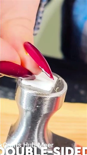 Long Nails? Try This Hammer Hack – No More Smashed Fingers