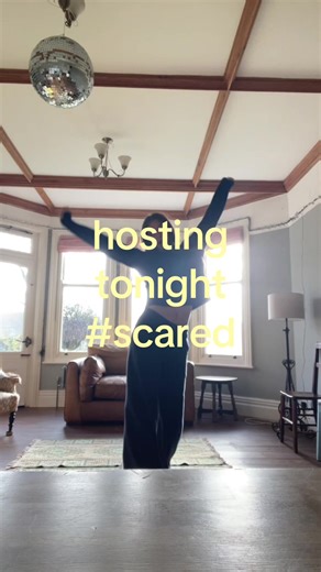 littybomb (@litty.bomb)’s video of Scared