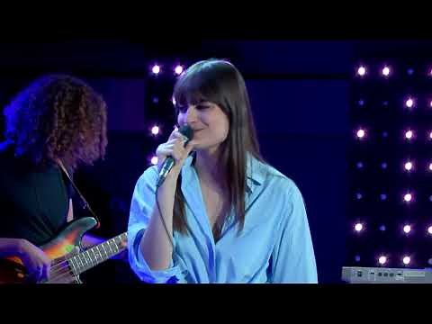 Clara Luciani - Respire encore (Live) - Le Grand Studio RTL
