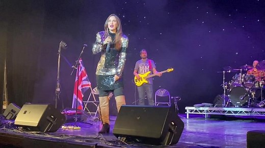 Sehar Gul Khan Live in London: Dobara OST