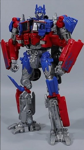 Studio Series 32 Optimus Prime