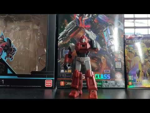 Stinger vs Ironhide,Bumblebee and Optimus Prime | stop motion