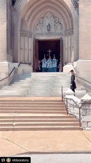 106K views · 3.2K reactions | Scenes from the Corpus Christi Procession at St. Francis de Sales Oratory, the Institute’s apostolate in St. Louis, MO Blessed be God!! Video Credit: Mark S., parishioner | Institute of Christ the King Sovereign Priest | Facebook