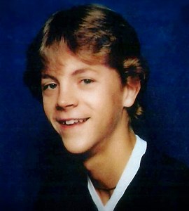 October 16, 1983. It was a chilly Sunday morning in the small village of Galena, Ohio when a man driving along an isolated country road spotted some suspicious black trash bags in a ditch. He decided to pull over to inspect them and made a gruesome discovery. Inside one of the bags, he found a human leg. Stunned, he immediately rushed home to call the local Sheriff's department. Investigators from the Delaware County Sheriff's Office quickly feared the clothing found with the dismembered body mi