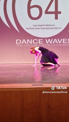 Where are all our German dancers at? ☺️🇩🇪