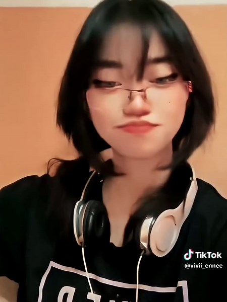 Siri Cosplay from MSA: Edits and Story Animation