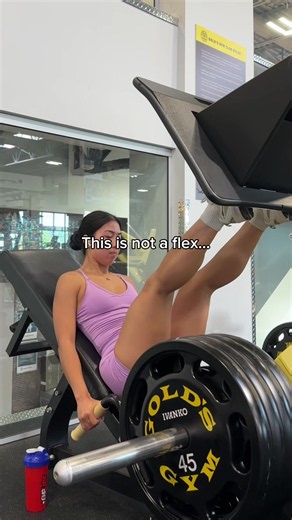 Most people think hitting that PR is the ultimate end goal 🤦🏻‍♀️ ⬇️ But in reality, you can only hit so many PRs without stretching and mobility & flexibility 🗣️ As a gym girl with 45° scoliosis, spinal mobility is SO IMPORTANT 🏆 because it allows me to rotate side to side, pickup everyday objects, reach tall shelves etc. ⚡️ That’s why strength training is nothing without proper mobility training! It’ll allow you to be 💪 stronger if anything ❤️‍🩹 p.s my outfit is @@AYBLdc: NATPHIT ##gymgir