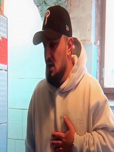 Vakuum Salam: Ibo Belfort Clips und Glow Up