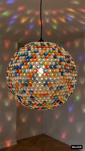 Turning a Simple Balloon Into a Stunning Glass Marble Lamp #diy #craftideas #diycrafts #homedecor