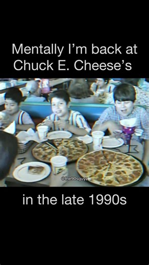 I will always love Chuck E. Cheese ❤️ Mentally, I’m back at Chuck E. Cheese in the late 90s — sticky floors, arcade lights flashing, ticket machines screaming, and that pure childhood chaos only 90s kids will understand. If you grew up as a millennial, chances are your core memories include birthday parties under neon lights, clutching plastic cups of soda, and racing your friends to the Cyclone, Skee-Ball, and Galaga machines while animatronic characters performed in the background. This was th